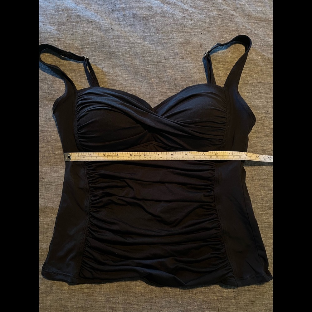 LA BLANCA BY ROD BEATTIE Tankini
Swimsuit Top - Size 6 In Very Good Condition! - Picture 4 of 11